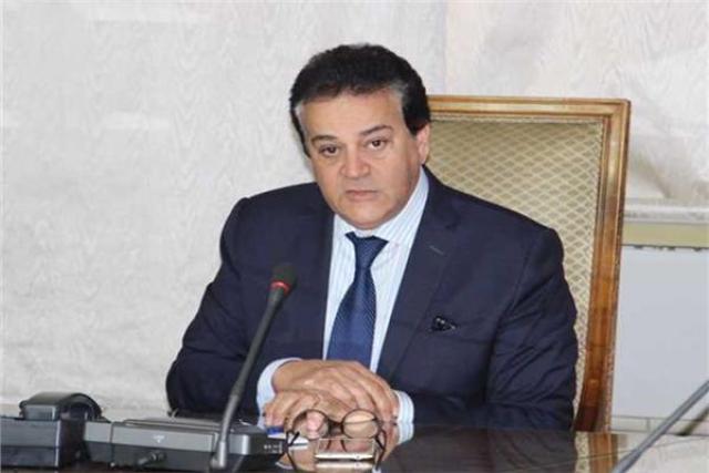 وزير التعليم العالي يستعرض تقرير ا حول الخطة الشاملة لتطوير منشآت ومرافق معهد إعداد القادة منوعات سبق نيوز