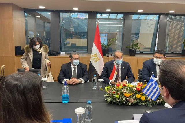 وزير الاتصالات