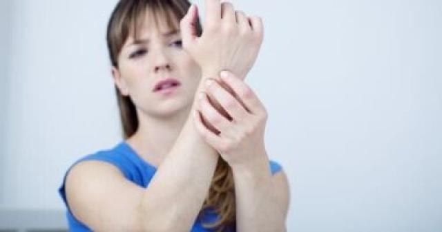 مشاكل عظام تصيب النساء أكثر من الرجال