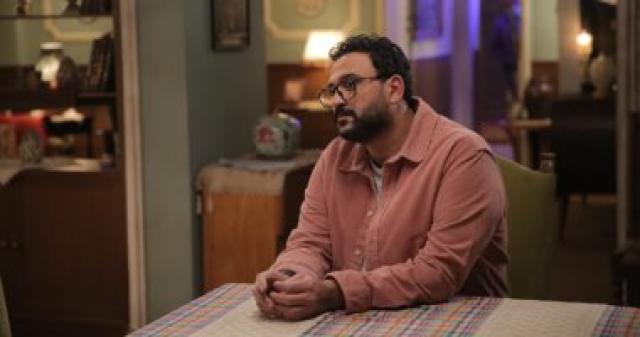أكرم حسني