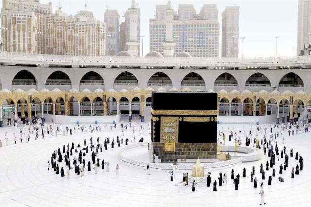 السماح لغير المحصنين بأداء العمرة - صورة أرشيفية