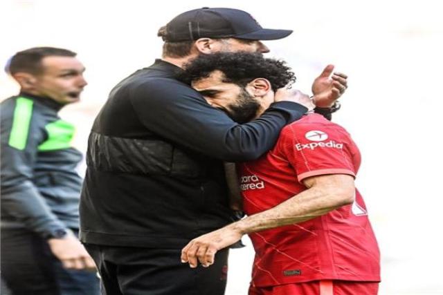 كلوب يؤازر صلاح بعد الإصابة