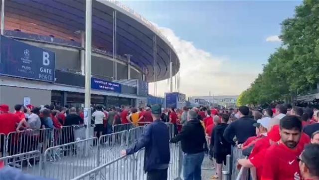 جماهير ليفربول تقتحم ملعب نهائي دوري أبطال أوروبا