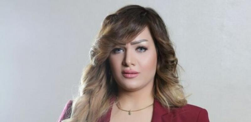 المذيعة شيماء جمال