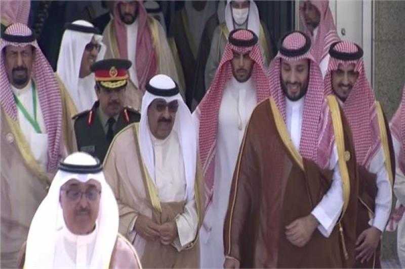 الأمير محمد بن سلمان يستقبل ممثل”ولي العهد الكويتي في السعودية للمشاركة في ”قمة جدة” | فيديو