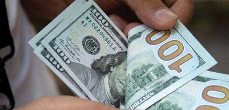الدولار يواصل التراجع في 9 بنوك مصرية اليوم الاثنين.. والأسعار دون 49 جنيها